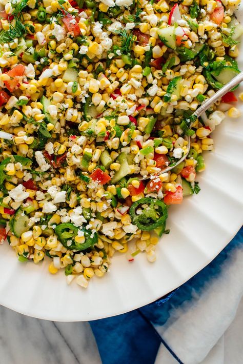 This delicious corn salad recipe features raw sweet corn, fresh herbs, radish and more. It's the perfect summertime salad! #cornsalad Corn Salad Recipe, Fresh Corn Salad, Summertime Salads, Corn Salad Recipes, Simple Vinaigrette, Salad Leaves, Summer Corn, Summer Salad Recipes, Corn Salad