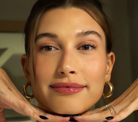 Hailey Makeup, Hailey Baldwin Makeup, Hailey Bieber Makeup, Life Of My Dreams, Face Aesthetic, Bare Face, La Face, Hailey Baldwin, Hailey Bieber