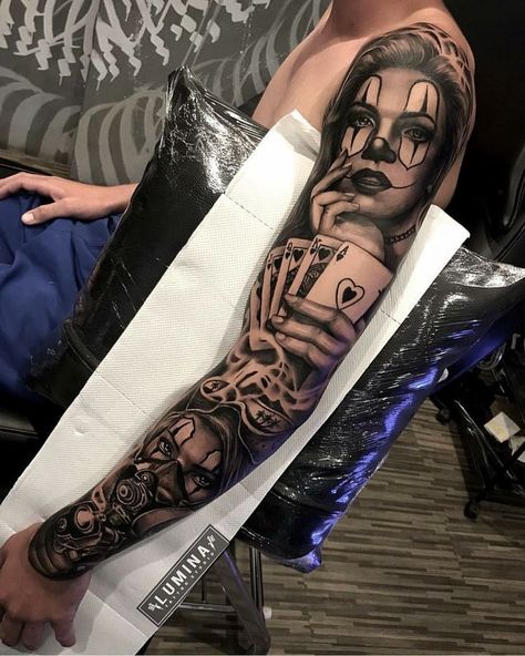 Chicanas Tattoo, Chicano Tattoos Sleeve, Catrina Tattoo, Full Leg Tattoos, Card Tattoo Designs, Girl Face Tattoo, Girls With Sleeve Tattoos, Men Tattoos Arm Sleeve, Forarm Tattoos