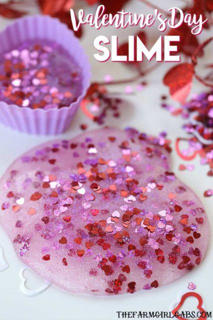 Valentines Day Slime, Saint Valentin Diy, Valentines Bricolage, Easy Valentine Crafts, Valentinstag Party, Diy Valentine's Day, Valentine's Day Crafts For Kids, Preschool Valentines, Valentine Crafts For Kids