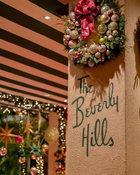 The Beverly Hills Hotel on Instagram: "🎁🎄🎅 Holidays at the BHH! 🎅🎄🎁" Beverly Hills Christmas, Beverly Hills Hotel Wallpaper, Palm Royale, The Beverly Hills Hotel, Beverly Hills Hotel, Christmas Backdrops, Luxury Travel, Beverly Hills, Christmas Decor