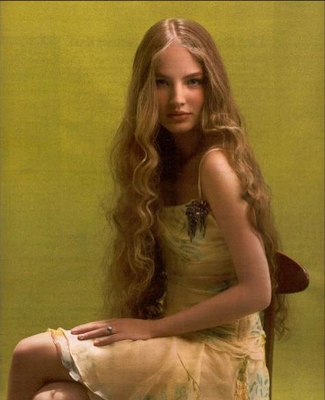 Walkers Crisps, Ruslana Korshunova, Model Inspo, Long Blonde, Kids Tv, Pretty Stuff, Dream Hair, Aesthetic Hair, Walkers