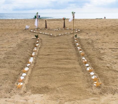 Bamboo Wedding Arch, Wedding Arch Rental, Bamboo Wedding, Beach Wedding Aisles, Beach Wedding Arch, Diy Bamboo, Wedding Arbors, Simple Beach Wedding, Wedding Setup