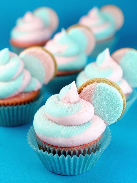 Cotton Candy Recipe, Oreo Cupcake Recipe, Oreo Cookie Flavors, Cotton Candy Cupcakes, Cotton Candy Party, Candy Cupcakes, Decorate Cupcakes, Pecan Pies, Art Cakes