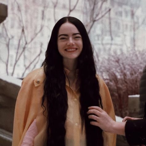 Emma Stone Gwen Stacy, Emma Stone Hair, Poor Things, 20th Century Women, Blue Black Hair, Mazzy Star, Gwen Stacy, Emma Stone, Iconic Movies