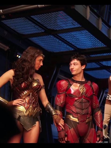 WW Impulse Dc, Justice League Art, Justice League 2017, Wonder Woman Movie, Wonder Woman Cosplay, Gal Gadot Wonder Woman, Ezra Miller, Justice League Of America, Dc Movies