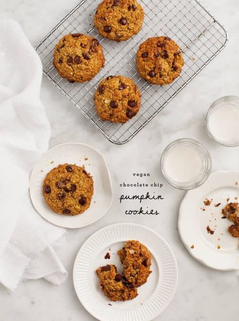 Pumpkin Oat Chocolate Chip Cookies, Healthy Pumpkin Cookies, Pumpkin Oatmeal Chocolate Chip, Pumpkin Oatmeal Chocolate Chip Cookies, Oat Chocolate Chip Cookies, Vegan Pumpkin Cookies, Pumpkin Cookie Recipe, Chocolate Chip Cookies Ingredients, Oatmeal Chocolate Chip