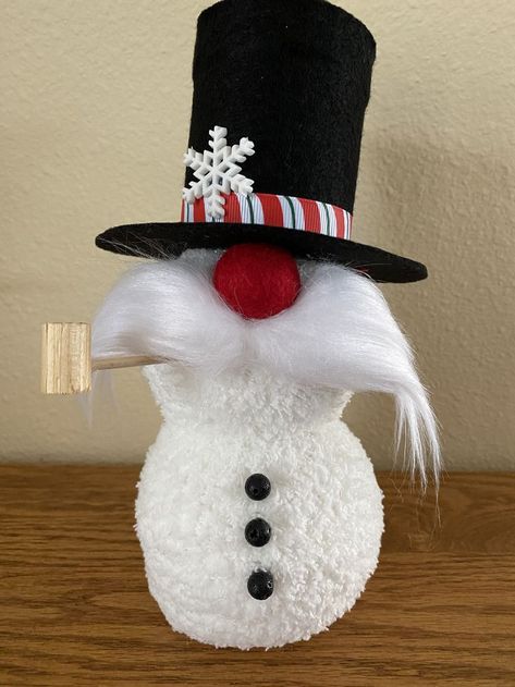 Snowman Gnomes, Sam The Snowman, Snowman Gnome, Easter Gnome, Frosty The Snowman, Diy Gnomes, Christmas Gnomes, Frosty The Snowmen, The Snowman