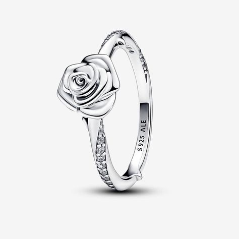 Pandora rings heart