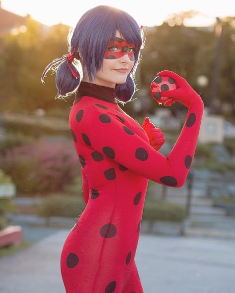 Inspiration & Accessories: DIY Miraculous Ladybug Halloween Costume Idea - Ladybug! Cos by me ♡ photo by @chromrobin ♡ wig from @circusdoll_store ! #miraculousladybug #miraculoushalloween #cosplay Please tag… Diy Ladybug Costume, Cat Noir Costume, Miraculous Costume, Diy Ladybug, Miraculous Ladybug Costume, Ladybug Outfits, Ladybug Costume, Diy Costumes Women, Black Halloween Dress