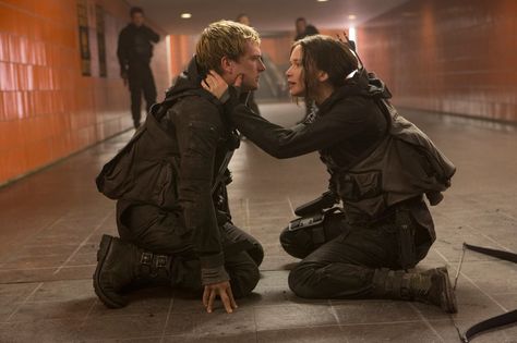 Photos: New high-quality ‘Mockingjay: Part 2’ stills including Katniss and Peeta | HungerGamesNet.com Quarter Quell, Hunger Games Peeta, Hunger Games Katniss, Maxon Schreave, Mockingjay Part 2, Hunger Games Movies, Hunger Games Fandom, Hunger Games Mockingjay, Donald Sutherland