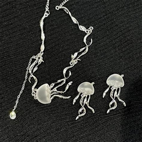 Just found this amazing item on AliExpress. Check it out! $0.99  85％ Off | New Fashion Resin Jellyfish Starfish Pearl Pendant Necklace For Women Tassel Collarbone Clavicle Goth Statement Jewelry Gifts Jellyfish Necklace, Pearl Pendant Necklace, Animal Fashion, Jellyfish, Pearl Pendant, Necklace For Women, Shape Patterns, Earring Necklace, Statement Jewelry