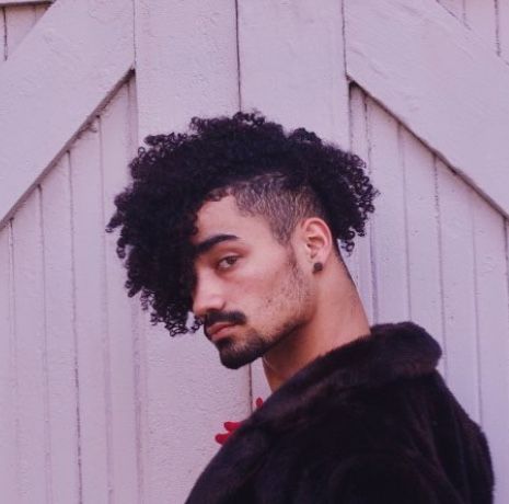 Afro Mohawk Men, Braids With Shaved Sides Men, Curly Hair Mohawk, Human Donnie, Afro Mohawk, Short Curly Mohawk, Vi Cosplay, Taper Fade Curly Hair, Black Boys Haircuts