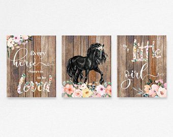 Horse Nursery Theme, Horse Girls Bedroom, Horse Room Decor, Horse Themed Bedrooms, Horse Nursery Decor, Horse Bedroom, Vintage Girl Nursery, Horse Nursery, Western Nursery