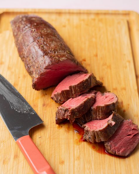 Sous Vide Beef Tenderloin Roast, Beef Tenderloin Recipes Sous Vide, Beef Tenderloin Sous Vide, Filet Mignon Sous Vide, Sous Vide Tenderloin Beef, Sous Vide Filet Mignon Recipe, Fancy Starters, Sous Vide Beef Tenderloin, Sous Vide Roast Beef