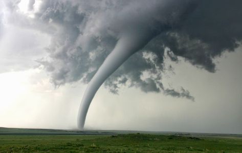 Tornado Pictures, Tornado Alley, Storm Chasing, Tornado Warning, Usa Cities, Meteorology, The Weather Channel, Storm Clouds, Natural Phenomena