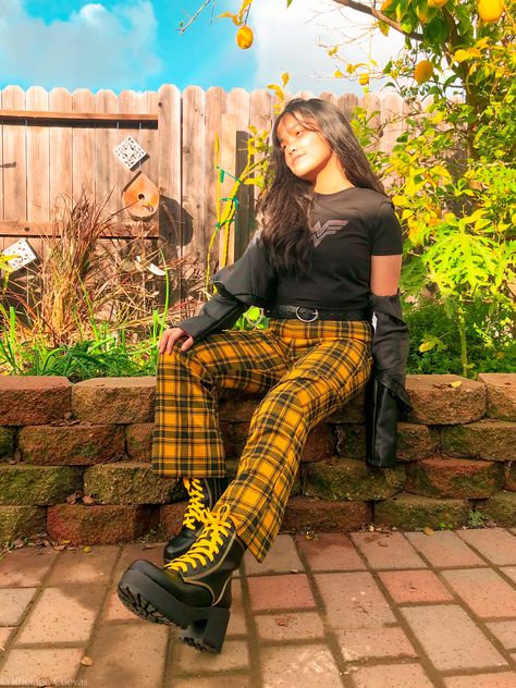 Yellow Plaid Boots, Platform Boots Photoshoot, Yellow Goth Outfit, Yellow Punk Outfits, Yellow Alt Outfit, Yellow Grunge Outfit, Plaid Pants Outfit Grunge, Yellow Plaid Pants Outfit, Winter Outfit Grunge