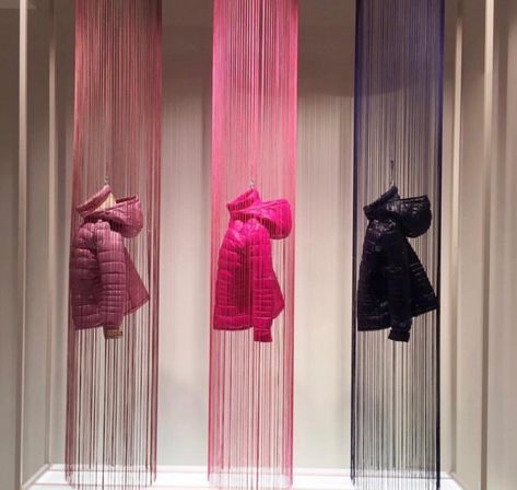 Colour Curtains, Boutique Window Displays, Fashion Store Design, Fashion Window Display, Window Display Retail, Fashion Displays, Store Design Boutique, Visual Merchandising Displays, Store Window Displays