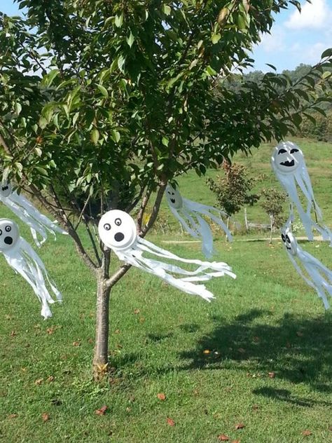 Easy Halloween Crafts For Kids, Halloween Crafts For Kids To Make, Diy Halloween Crafts, Strašidelný Halloween, Dekorasi Halloween, Halloween Infantil, Halloween Decor Diy, Diy Halloween Decor, Adornos Halloween