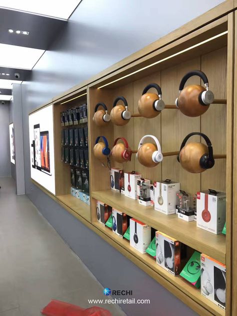 Mobile Store Design, Phone Shop Design, Phone Store Design, Apple Store Interior, Visitor Center Interior, Retail Visual Merchandising, Visual Merchandising Display, Apple Store Design, Electronics Store Design