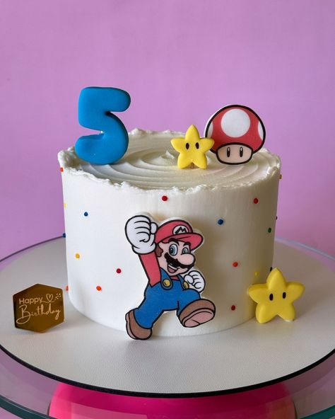 Maison du Brigadeiro & Délices | Bolinho mesversario 🥰 Tema Mario Bros. #mesversario #festamariobros #aniversario | Instagram Bolo Mario Bros, Mario Brothers Cake, Mario Cake, Super Mario Party, Mario Bros., Mario Party, Mario Brothers, Mario Bros, Super Mario