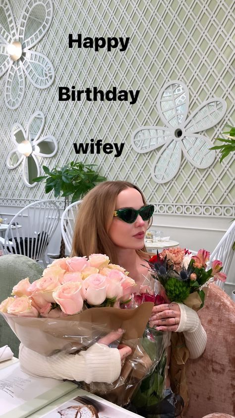 Dove Cameron Birthday, Dov Cameron, Dove Cameron Instagram, Dove Cameron Tattoo, Daniella Rose, Dove Cameron Style, American Celebrities, Abigail Cowen, Instagram Story Post