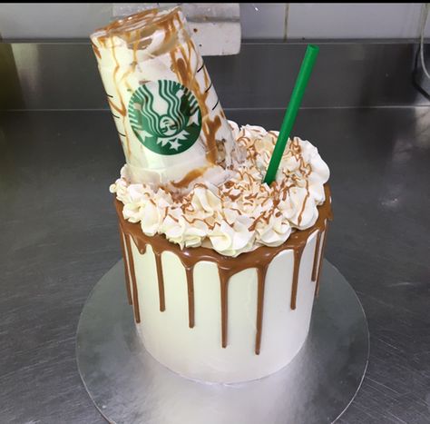 easy starbucks cake at home Starbucks Cake Design Ideas, Starbucks Design Cake, Starbucks Inspired Cake, Starbucks Cake Recipes, Starbucks Themed Birthday Cake, Star Bucks Cake, Starbucks Cake Ideas, 13 Cake Birthday Girl, Girls 13th Birthday Cake