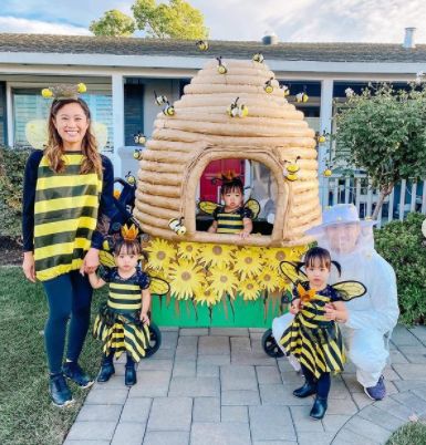 Red Wagon Halloween Costume, Toddler Wagon Halloween Costumes, Bug Family Halloween Costumes, Halloween Costumes With Wonderfold Wagon, Decorated Wagon For Halloween, Halloween Wonderfold Wagon, Diy Halloween Wagon Ideas, Wagon Decorations For Halloween, Wonderfold Halloween Costumes