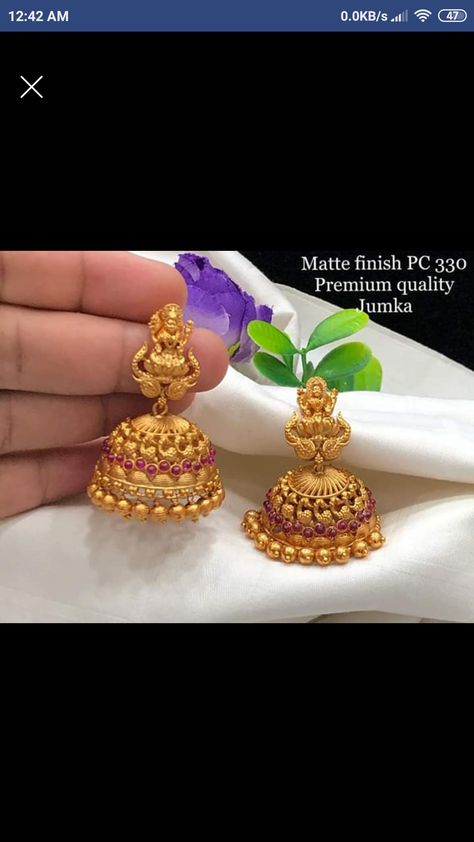 Jimmki Kammal Design Gold, Kammalu Buttalu Gold, Jumka Design Gold, Big Earrings Gold, Temple Earrings, Gold Earrings For Kids, Wedding Jewelry Sets Bridal Jewellery, Gold Jhumka Earrings, Gold Jewels Design