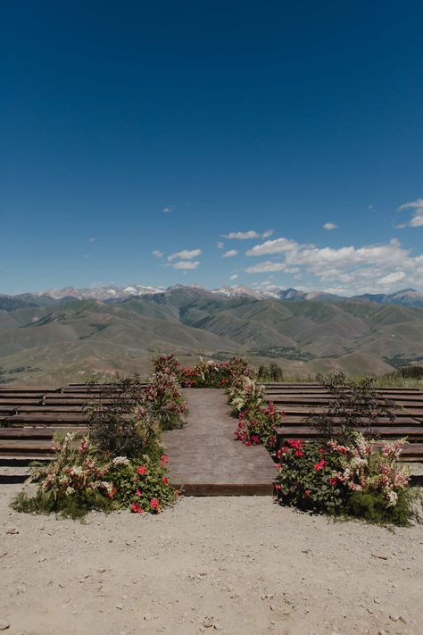 Pink And Plum Wedding, Sarah Winward, Sun Valley Idaho, Plum Wedding, Idaho Wedding, Ceremony Seating, Ceremony Flowers, Sun Valley, Ceremony Backdrop