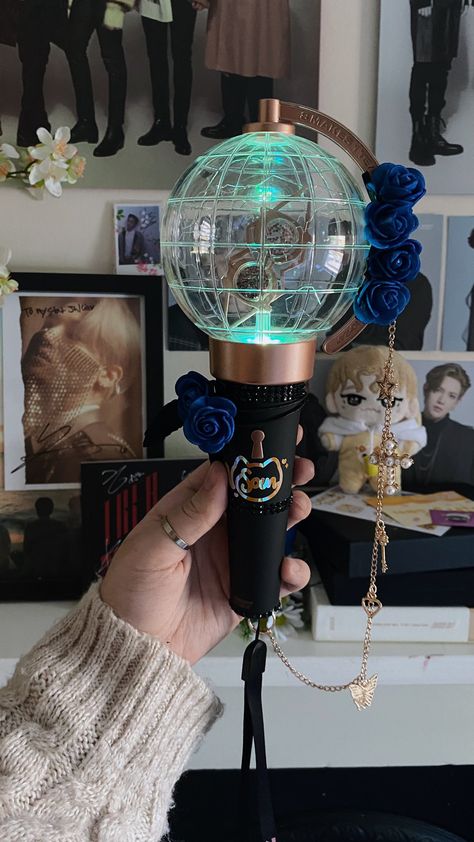 Kpop Lightstick Decoration Ideas, Lightiny Ateez Aesthetic, Ateez Lightstick Decoration Ver 2, Light Stick Decoration Kpop, Ateez Lightstick Aesthetic, Lightiny Ateez Decoration, Ateez Lightstick Decoration, Kpop Things Aesthetic, Kpop Lightstick Decoration