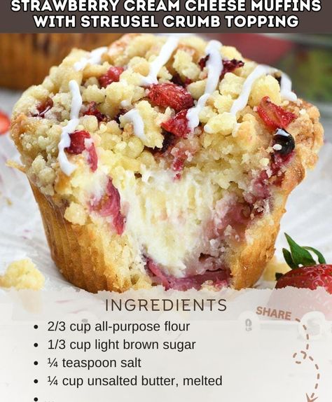 Strawberry Cream Cheese Muffins, Muffins Strawberry, Strawberry Cream Cheese Filling, Muffins With Cream Cheese, Strawberry Muffins, Cream Cheese Muffins, Torte Cupcake, Homemade Muffins, Cheese Muffins