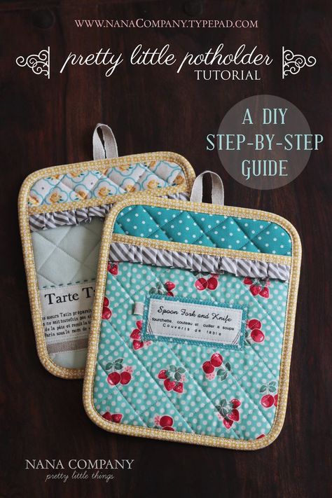 pretty little potholder tutorial by nanaCompany Patchwork Gifts, Potholder Tutorial, Scrap Projects, Burlap Projects, Crafty Fox, Diy Step By Step, Quilted Potholders, Window Seats, Potholder Patterns