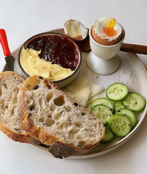 Drink Presentation, Edam Cheese, Food Hunter, Hunter Gatherer, Healthy Food Motivation, Raspberry Jam, Food Is Fuel, Sourdough Bread, Salted Butter