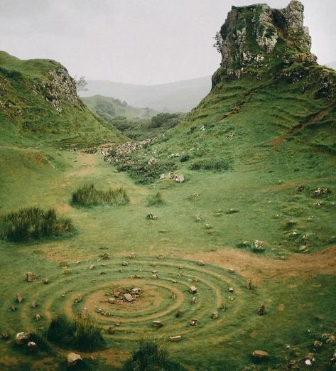 Summer in Scotland 🌿 Isle of Skye, Scotland, Courtesy of @filippaedghill #slowroads Druids Temple, Fairy Glen, Wildflowers Photography, Isle Of Skye Scotland, Skye Scotland, Coastal Retreat, Tropical Landscaping, Isle Of Skye, Green Aesthetic