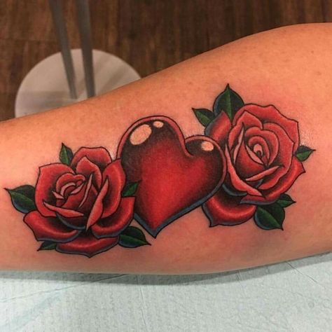 Braclet Tattoo, Tennessee Tattoo, Memorial Tattoos Mom, Rose Heart Tattoo, Forearm Cover Up Tattoos, Heart Tattoo Design, Heart With Wings Tattoo, Roses Butterfly, Purple Tattoos