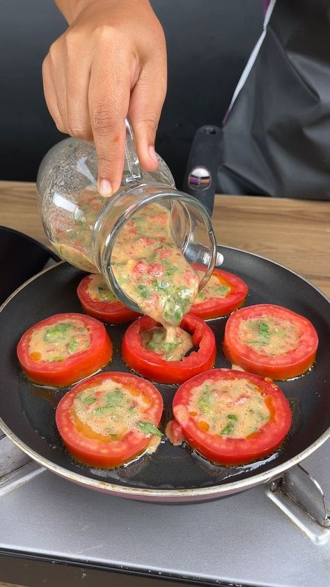 Now I just want to make tomatoes like that! | tomato | Now I just want to make tomatoes like that! | By Super Recipes Tomato Eggs, Super Recipes, Tomato Egg, Tomato Dishes, Fried Tomatoes, Fresh Tomato Recipes, Sliced Tomato, Super Yummy, Tomato Recipes