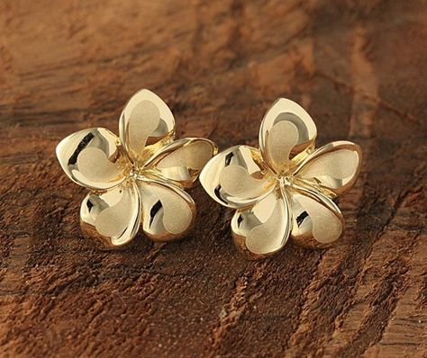 Hawaiian Heirloom Jewelry, Bijoux Art Nouveau, Heirloom Jewelry, Gold Earrings Models, Modern Gold Jewelry, Hawaiian Jewelry, Heirlooms Jewelry, Mia 3, Discount Jewelry