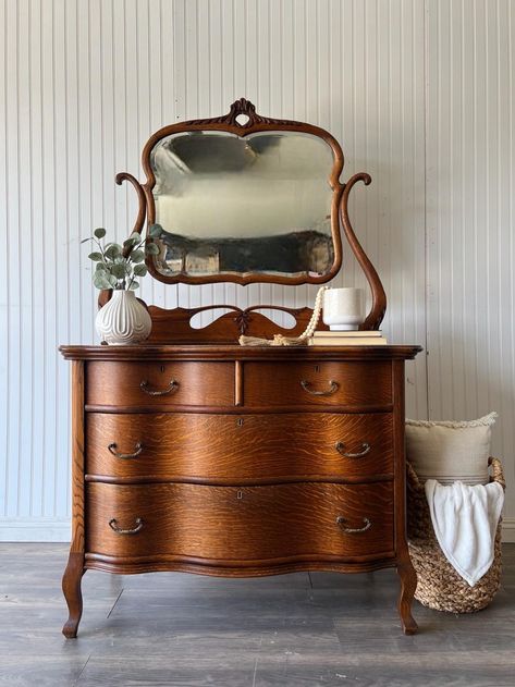 Entryway Antique Dresser, Wooden Dresser Vintage, Antique Tall Dresser, Refinished Antique Furniture, Antique Wooden Dresser, Dresser And Mirror Ideas, Vintage Dresser With Mirror, Antique Wooden Furniture, Bedroom Dresser With Mirror