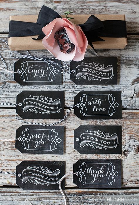 Sharing some Creative Gift Wrapping Ideas and some Free Printable Gift tags to take your gifts to the next level. Free Chalkboard Printables, Chalkboard Gift Tags, Chalkboard Tags, Chalk It Up, Pretty Packaging, Gift Tags Printable, Gift Wrapping Ideas, Chalkboard Art, E Card