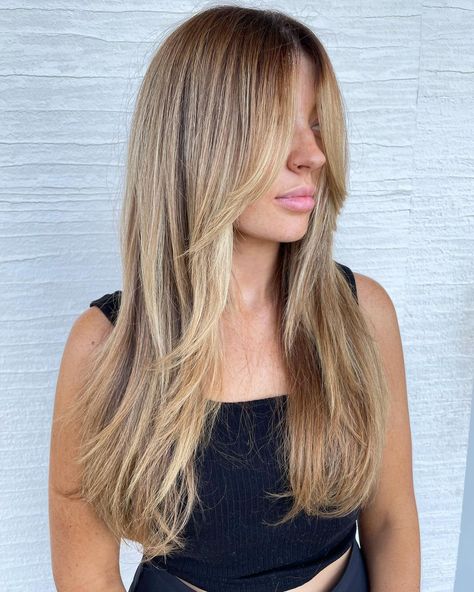 Wash And Go Haircuts, Layered Haircuts Straight Hair, Haircuts For Long Hair Straight, Long Hair Cuts Straight, Layered Haircuts For Medium Hair, Straight Hair Cuts, Pinterest Makeup, Long Layered Haircuts, Blonde Hair Inspiration