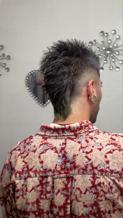 Blue Mohawk, Punk Haircut, Mohawk Hair, Short Punk Hair, Mohawk Haircut, Mohawk Hairstyles Men, Mens Haircuts Short Hair, Half Shaved Hair, Androgynous Hair