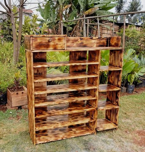 Diy Wood Shoe Storage, Pallet Shoe Rack Ideas, Wood Shoe Shelf, Western Shoe Rack, Simple Shoe Rack Ideas, Pallet Shoe Racks, Shoe Racks Designs, Pallet Shoe Rack Diy, Shoe Rack Made From Pallets