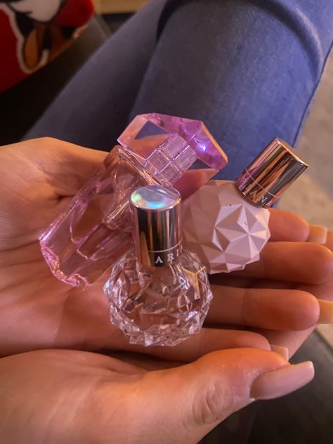 Sweet Like Candy Aesthetic, Rem Aesthetic, Ariana Rem Perfume, Ariana Grande Perfumes Aesthetic, Sweet Like Candy Perfume Aesthetic, R.e.m Perfume, Ariana Grande Perfumes, Ariana Grande Cotton Candy Perfume, Ariana Grande Perfume Sweet Like Candy