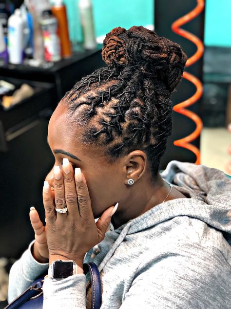 Loc Ponytail Styles Updo, Curly Loc Updos For Women, Medium Loc Updos For Women, Locs Updo Hairstyles, Updo Dread Styles For Women, Latest Dreadlocks Styles 2023, Bun Loc Styles For Women, Long Loc Styles Women Updo, Low Bun Loc Styles