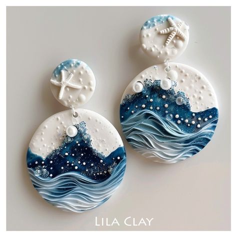 LILA SUMMER COLLECTION  Dive into summer style with our handcrafted beach clay earrings, designed for those who cherish the sun, sand, and sea. Each pair is meticulously crafted to capture the essence of coastal beauty, making them the ideal accessory for beach enthusiasts and ocean lovers alike. *Please note that the actual colors of the product may vary slightly from the listing photos. I strive to accurately depict the true color in the pictures. *Since each item is handmade, there may be min Polymer Clay Kunst, Polymer Clay Painting, Sea Earrings, Ocean Earrings, Polymer Clay Jewelry Diy, Earrings Summer, Summer Earrings, Clay Jewelry Diy, Earrings Polymer Clay