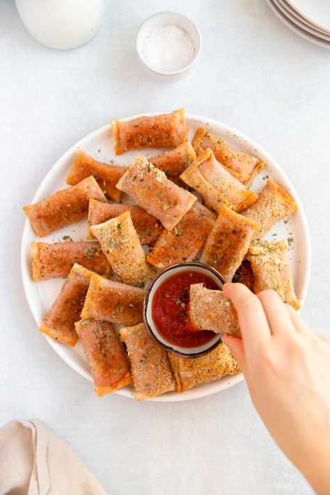 homemade pizza rolls The Palatable Life, Palatable Life, Totinos Pizza Rolls, Microwave Pizza, Make Homemade Pizza, Carrot Cake Loaf, Homemade Pizza Rolls, Pizza Roll Recipe, Egg Roll Wrappers