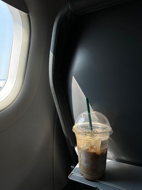 #aesthetic #airplane #airport #florida #starbucks #calm #explore #wallpaper #background Starbucks Airport Aesthetic, Airport Coffee Aesthetic, Starbucks Airport, Explore Wallpaper, Aesthetic Airplane, Candy Land Birthday Party, Travel Picture Ideas, Beach Hotel & Resort, Candyland Birthday