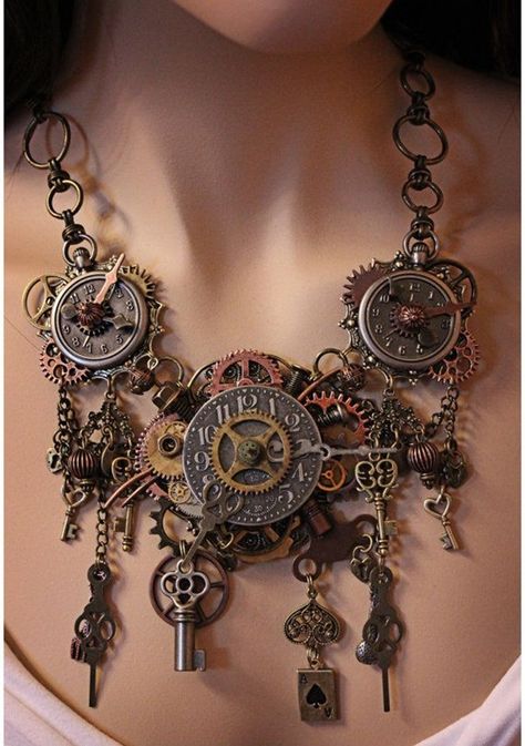 35 Cool Steam punk Art Ideas Which Will Blow Your Mind - Page 3 of 3 - Bored Art Faerie Ring, Industrial Necklace, Moda Steampunk, Clock Necklace, Gothic Mode, Mode Steampunk, Futurisme Retro, Steampunk Hat, Diesel Punk