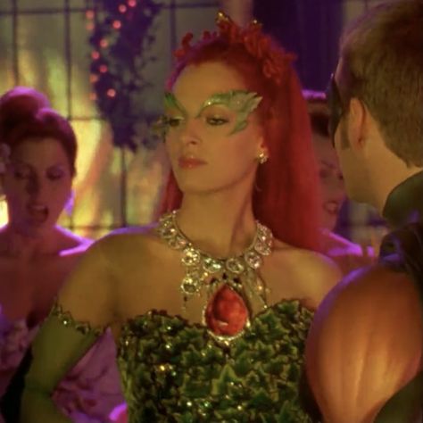 Poison Costume, Villain Energy, Jessica Rabbit Halloween, Esmeralda Costume, Poison Ivy 2, Uma Thurman Poison Ivy, Ivy Garden, Poison Ivy Halloween Costume, Red Hair Halloween Costumes